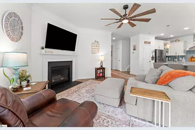 649 Columbus Circle, Simpsonville, SC 29680 - Photo 5