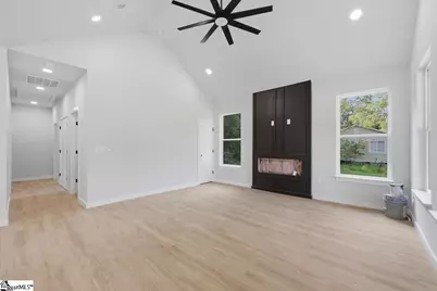 579 Bee Street, Spartanburg, SC 29303 - Photo 11