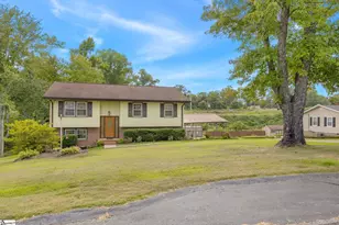 110 Earl St, Pickens, SC 29671 - Photo 3