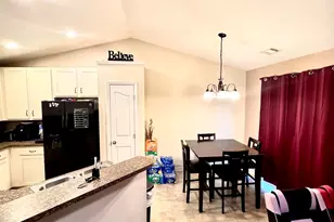 231 Garfield Ln, Simpsonville, SC 29681 - Photo 7