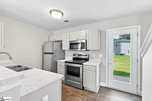 121 Rubin Ave, Anderson, SC 29624 - Photo 9