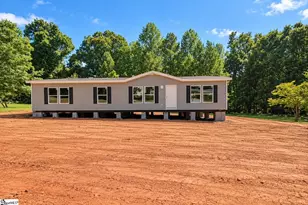 221 Helen St, Clinton, SC 29325 - Photo 1