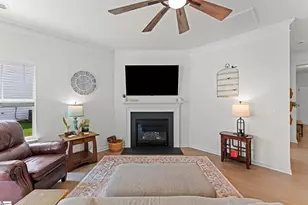 649 Columbus Cir, Simpsonville, SC 29680 - Photo 7