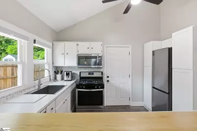 107 Chandler Street, Greenville, SC 29609 - Photo 15