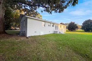 28 11th St, Greer, SC 29651 - Photo 17