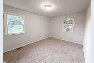 28 11th Street, Greer, SC 29651 - Photo 9