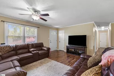 6301 N Pinnacle Drive, Spartanburg, SC 29303 - Photo 19