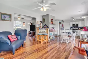 8 Seaside Ln, Greer, SC 29650 - Photo 7