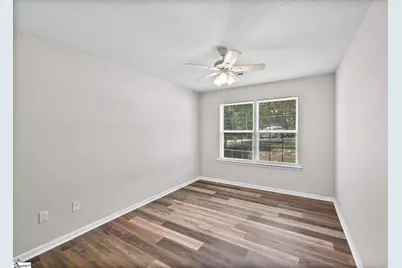 200 McConnell Road, Taylors, SC 29687 - Photo 15