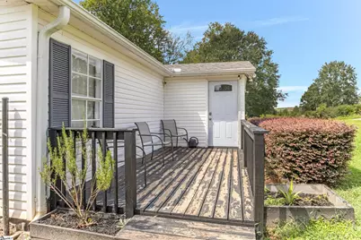 181 White Road, Wellford, SC 29385 - Photo 5