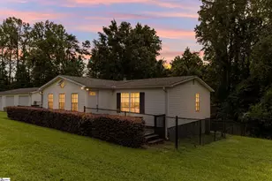 181 White Rd, Wellford, SC 29385 - Photo 1