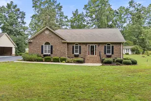 225 Plantation Ln, Inman, SC 29349 - Photo 1