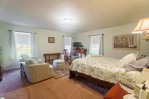 646 Gum Springs Rd, Taylors, SC 29688 - Photo 15