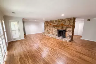 210 Lakeview Dr, Seneca, SC 29672 - Photo 15