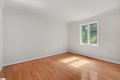 210 Lakeview Drive, Seneca, SC 29672 - Photo 21