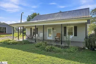 1051 Ezell Rd, Chesnee, SC 29323 - Photo 3