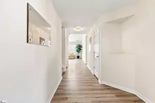 100 Becket Ct, Greenville, SC 29605 - Photo 5