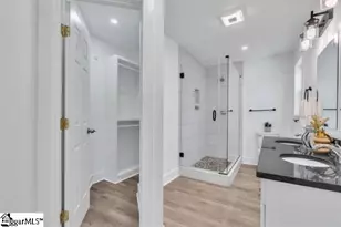 322 E Bearden St, Greer, SC 29651 - Photo 11