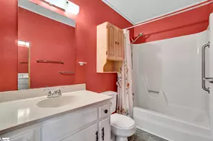 1105 Charter Oak Dr, Taylors, SC 29687 - Photo 25