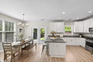 305 Pine St, Greenville, SC 29601 - Photo 13