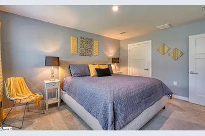 1038 Hunter Green Lane, Spartanburg, SC 29302 - Photo 5