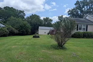 302 Caldwell St, Campobello, SC 29322 - Photo 7