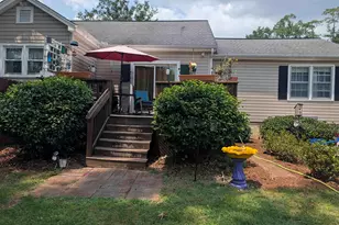 302 Caldwell St, Campobello, SC 29322 - Photo 3