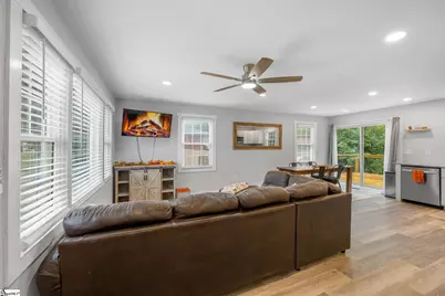 17 Cardinal Drive, Taylors, SC 29687 - Photo 7