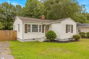 17 Cardinal Dr, Taylors, SC 29687 - Photo 1