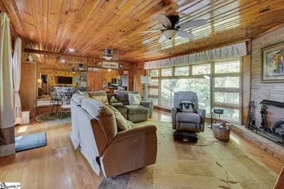 122 Lakeshore Drive, Easley, SC 29642 - Photo 11