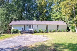 111 Oakdale Dr, Greenwood, SC 29649 - Photo 1