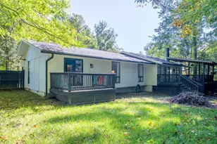 111 Oakdale Dr, Greenwood, SC 29649 - Photo 33