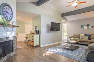 111 Oakdale Dr, Greenwood, SC 29649 - Photo 5