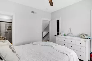 121 W Stone Ave, Greenville, SC 29609 - Photo 17