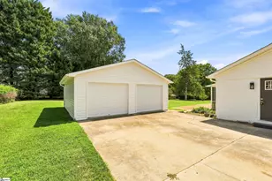 401 Wemberly Ln, Simpsonville, SC 29681 - Photo 27