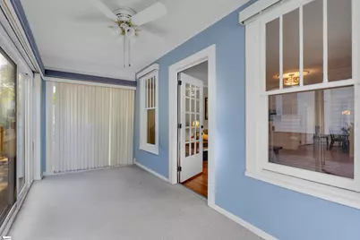 327 W Prentiss Avenue, Greenville, SC 29605 - Photo 9