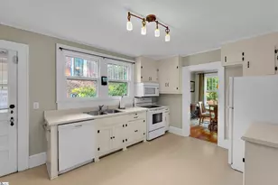327 W Prentiss Ave, Greenville, SC 29605 - Photo 15
