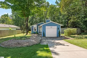 1009 Summit Dr, Greenville, SC 29609 - Photo 1
