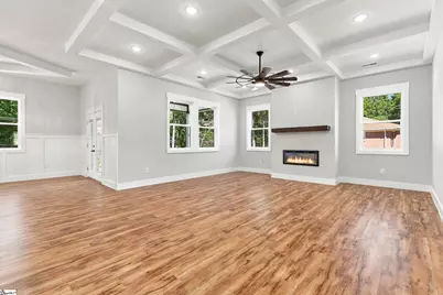 4749 Worden Drive, Spartanburg, SC 23901 - Photo 9
