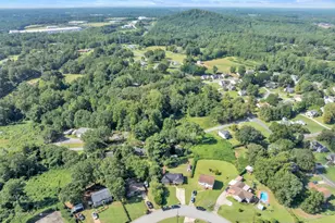 306 Westchester Rd, Easley, SC 29640 - Photo 31