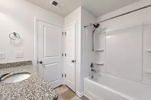 205 Lambert Ct, Simpsonville, SC 29680 - Photo 23
