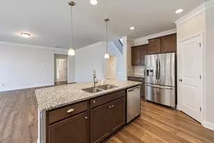205 Lambert Ct, Simpsonville, SC 29680 - Photo 9