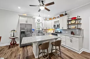 22 Seyle St, Greenville, SC 29605 - Photo 7