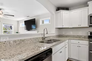 14 Steeds Gln Rd, Piedmont, SC 29673 - Photo 5