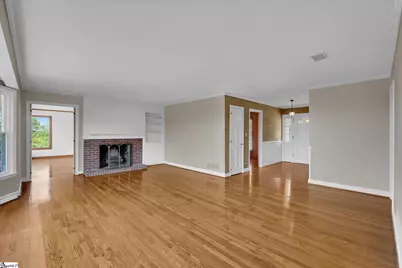 609 Pelham Road, Greenville, SC 29615 - Photo 9