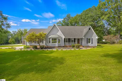 200 Wren Way, Simpsonville, SC 29681 - Photo 1