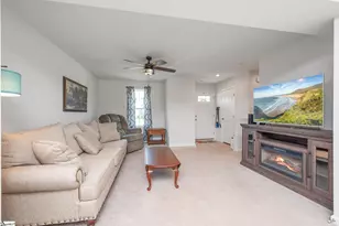 126 Fernside Ct, Greenville, SC 29617 - Photo 3