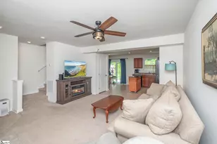 126 Fernside Ct, Greenville, SC 29617 - Photo 5