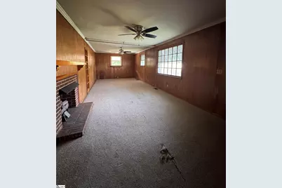 26 N Washington Avenue, Greenville, SC 29611 - Photo 3