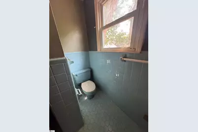26 N Washington Avenue, Greenville, SC 29611 - Photo 7